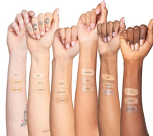 Cargar imagen en el visor de la galería, Sunforgettable Total Protection Face Shield Flex SPF 50- TONO LIGHT
